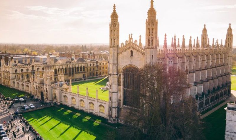 Cambridge University to Take Online Lecture till 2021