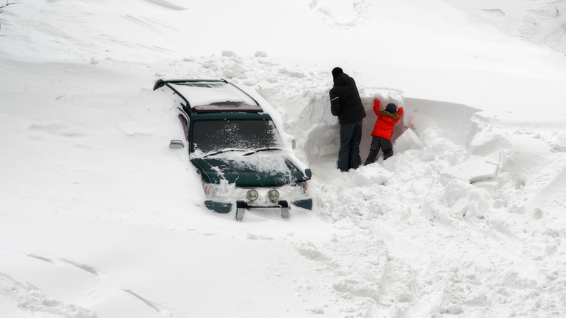 22 People Die in Pakistan Being Trapped in Snowfall
